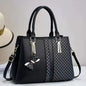 Stylish Large-Capacity Tote Bag for Women in 2025 Featuring a Trendy Print - Black