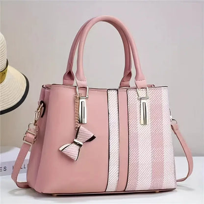 Stylish Large-Capacity Tote Bag for Women in 2025 Featuring a Trendy Print