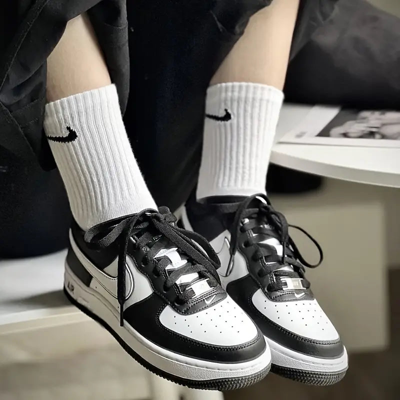 Nike Panda Low-Top Skate Shoes – Stylish & Durable Everyday Sneakers