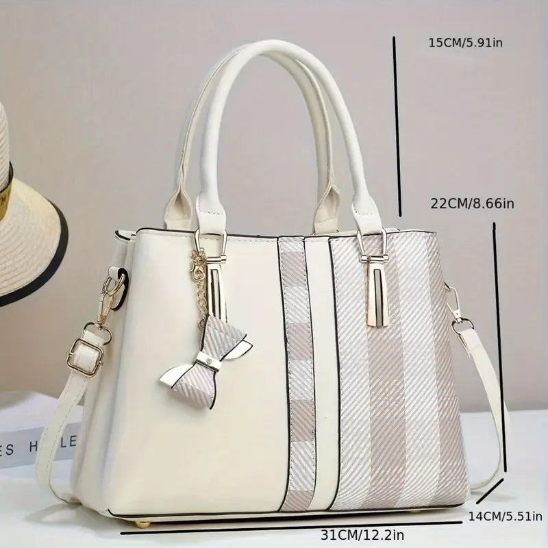Stylish Large-Capacity Tote Bag for Women in 2025 Featuring a Trendy Print